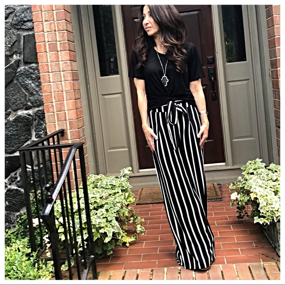 ✨LAST ONE✨Black /white stripe tie waist wide pants - Picture 2 of 8